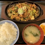 ぎゅーぎゅー亭 - 