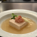 KAPPO TSUGUMOMO  - かなり絞った硬めの絹豆腐　濃厚