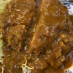 桐半 - 特製カツカレーのカツ部分をズーム