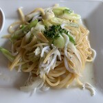 りんでんばーむ - しらすの長ねぎのペペロンチーノ&ミニドリア　ガーリックトースト付　1,375円　大盛り＋150円