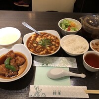 廣東料理 民生 ヒルトンプラザウエスト店 - 