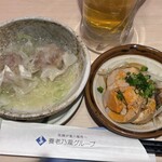 一軒め酒場 - 料理写真:こちらではビールと焼売はマストです