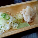 蕎麦処つゆ下梅の花 - 薬味