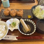 鎌倉かつ亭 あら珠 総本店 - 