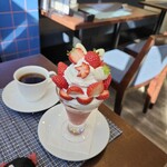 Fruit Parfaiteria Kaju - 食べるのがもったいない( *´艸｀)