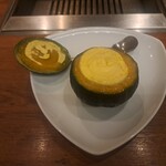 焼肉うしごろ - まるごとカボチャのアイスクリーム・その2です。