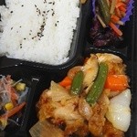 福まる屋 - とり甘酢弁当２９０円