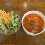 Salut - 料理写真:ランチのスープ、サラダ