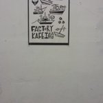 Fakutori Kafe Kousen - ビルに入ると壁に・・・ワクワクしてきた！