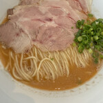 紅ズワイガニらぁ麺 まるはち屋 - 