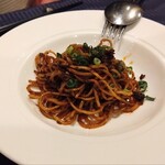 赤坂 四川飯店 - 四川風まかないやきそば