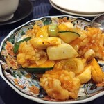 赤坂 四川飯店 - イカの豆板醤炒め