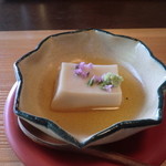 日本料理 鎌倉山倶楽部 - 先付：胡麻豆腐