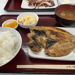 四日市ヒモノ食堂 扶桑店 - 