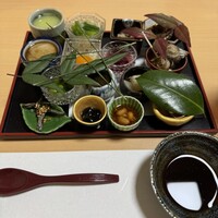 季節料理 姿 -  季節料理 姿 -