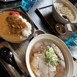 RAMEN KURAICHI - 醤油ラーメン＋ハーフカツカレー！