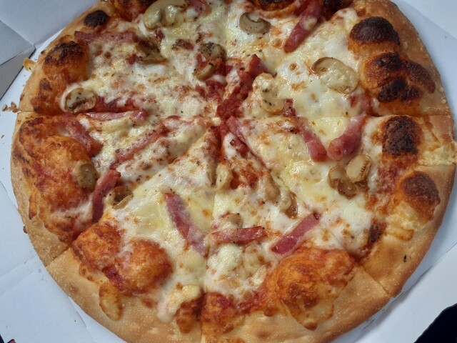 ピザハット 登米佐沼店（Pizza Hut） - 登米市その他（ピザ）の写真