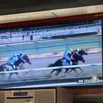 ビアバー マーブル - 競馬観戦、馬券購入