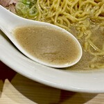 三ん寅 - スープ/味噌ラーメン