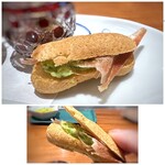 Refugeforestiere 五島 - ＊アボカドと生ハムのエクレア ＊アボカドベーストと生ハムを一緒に味わうと美味しいこと。 パンではなく手作りのシュー皮というのも手が込んでいます。(-∀-)