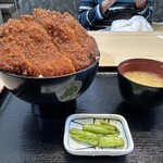 284827589 - 【2025.2.9(日)】ロースソースかつ丼（並盛・ロースカツ200g）1,630円