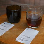 COFFEE COUNTY - ハンドドリップ@税込700円：(左)グアテマラ (右)ニカラグア