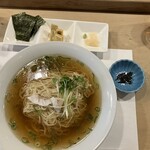 吉野寿司 - 醤油ラーメン