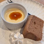 洋食Restaurant 雅々音 - デザートセット　300円くらい