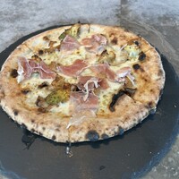 800°DEGREES ARTISAN PIZZERIA - 
