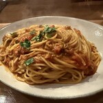 ODETTER - トマトベースのパスタ。通常サイズなんですが、普通にボリュームやばかったです！もりもり食べました笑