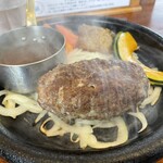 炭焼きハンバーグ 牛吉 - 