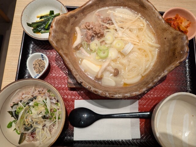極！あっさりコク旨とり塩鍋定食』by cho-kuman : 大戸屋 フレッ