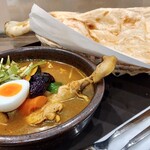 クレイジー スパイス - 料理写真:やわらかチキンカレー（ナンに変更）¥1,400円