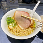 うずとかみなり - 岩手県ありすぽーくもも肉の炭火吊るし焼きチャーシュー