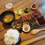 スタンド日向精肉店 - 