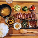 スタンド日向精肉店 - 