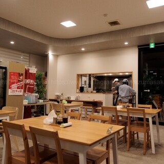 オーロラ食堂_2