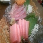 串焼きダイニング Den - イサキと本マグロの中トロ