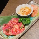 炭火焼肉 火の国 - 