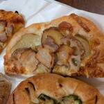 コペリエ - じゃが芋とれんこんのピザ