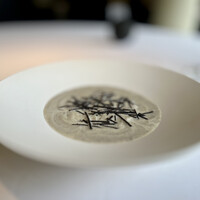 レストラン オオツ - 黒トリュフのラビオリ トピナンブールのポタージュ