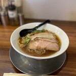 純手打ち だるま - 醤油らーめん1050円(中盛)