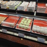 いなみや菓子店 - 売り場