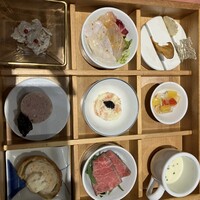 シェ フルール 横濱 - 前菜9品　楽しい
