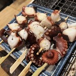 三田魚介センター - タコ串