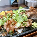 いきなりステーキ - フランクステーキの九条ネギ！合う～ (^。^)y-~