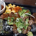 いきなりステーキ - ステーキにはゆず醤油！バーグにはオニオンソース