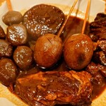 居酒屋 さか盛 - 味噌おでん（牛スジ・玉子・大根・玉こん・豚軟骨）