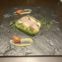 IL PINOLO SKY TERRACE 横浜 - 魚と三浦野菜のパテ