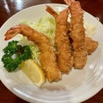 鳥半・魚半 - エビフライ